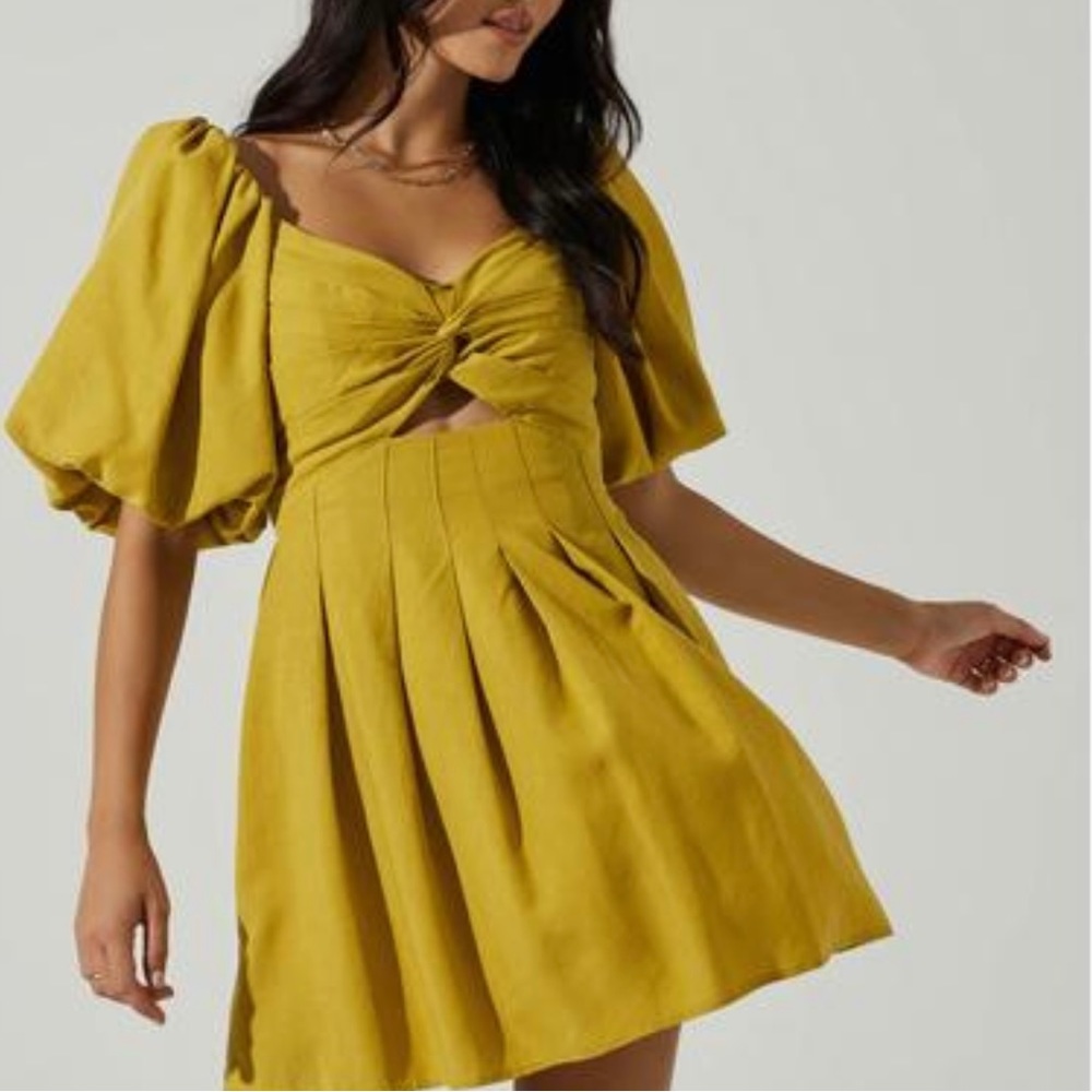 ASTR Serilda Cutout Puff Sleeve Dress in Mustard